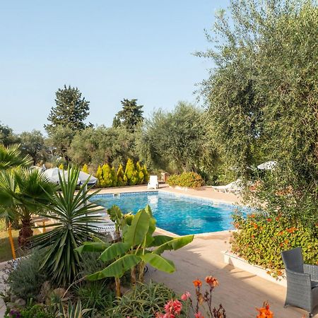 Bed and Breakfast Luca Mare Гоувия Экстерьер фото