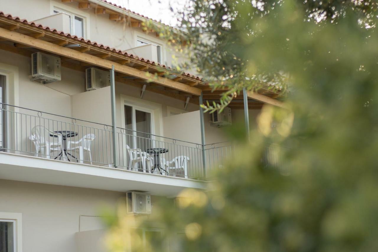 Bed and Breakfast Luca Mare Гоувия Экстерьер фото
